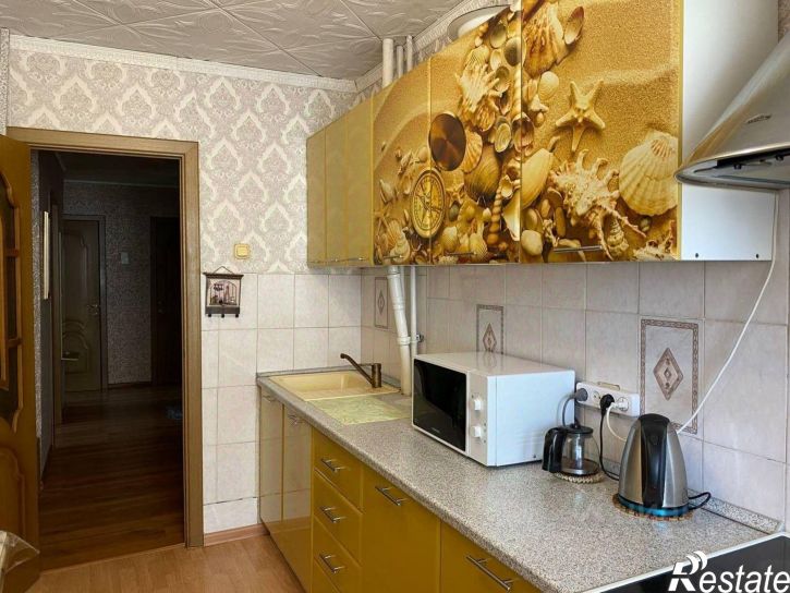 3-комн квартира улица Маршала Жукова, 74А,  д. 74А