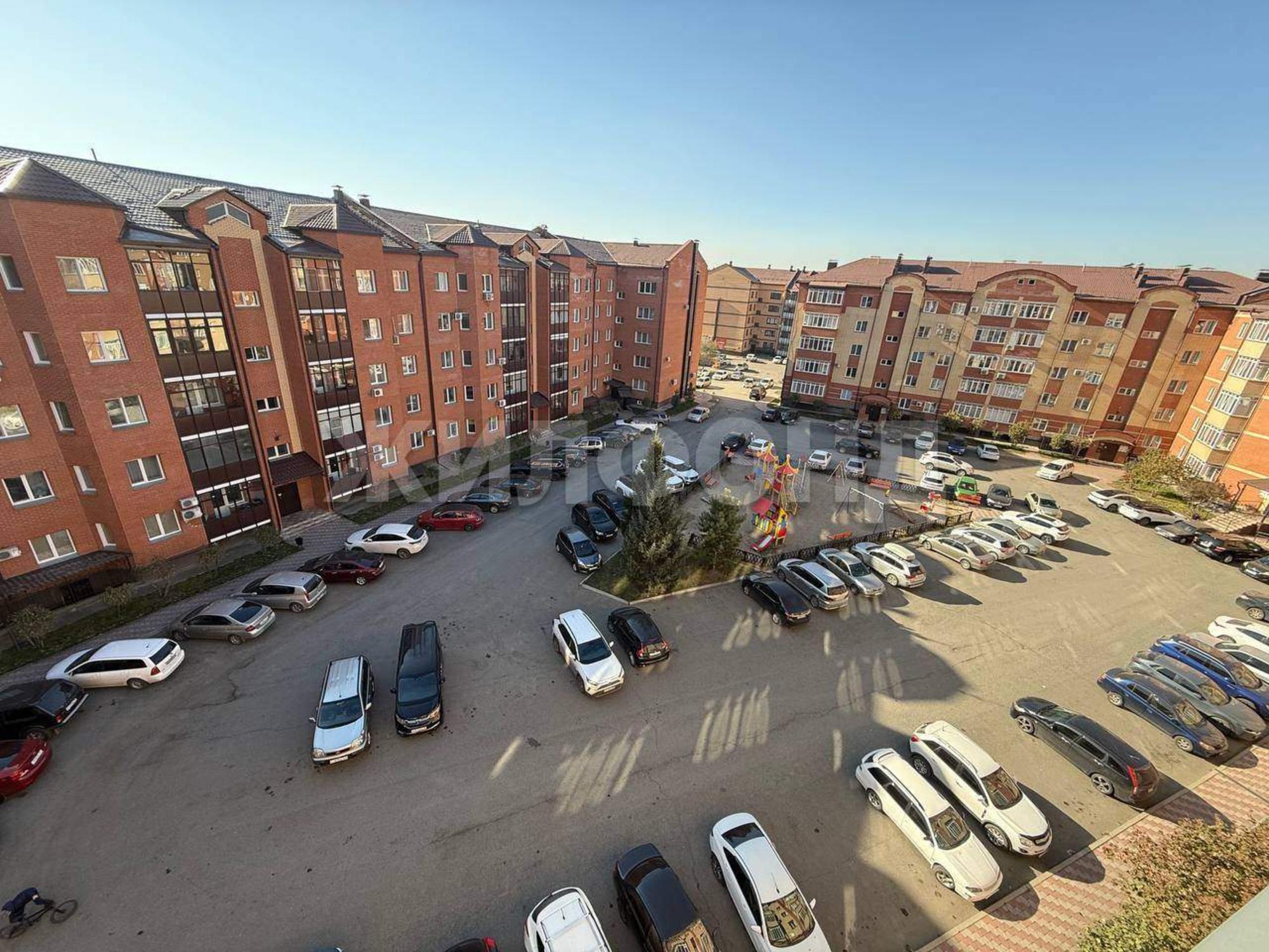 Купить квартиру за 4 600 000 рублей на Дружбы Народов проспект, д.49