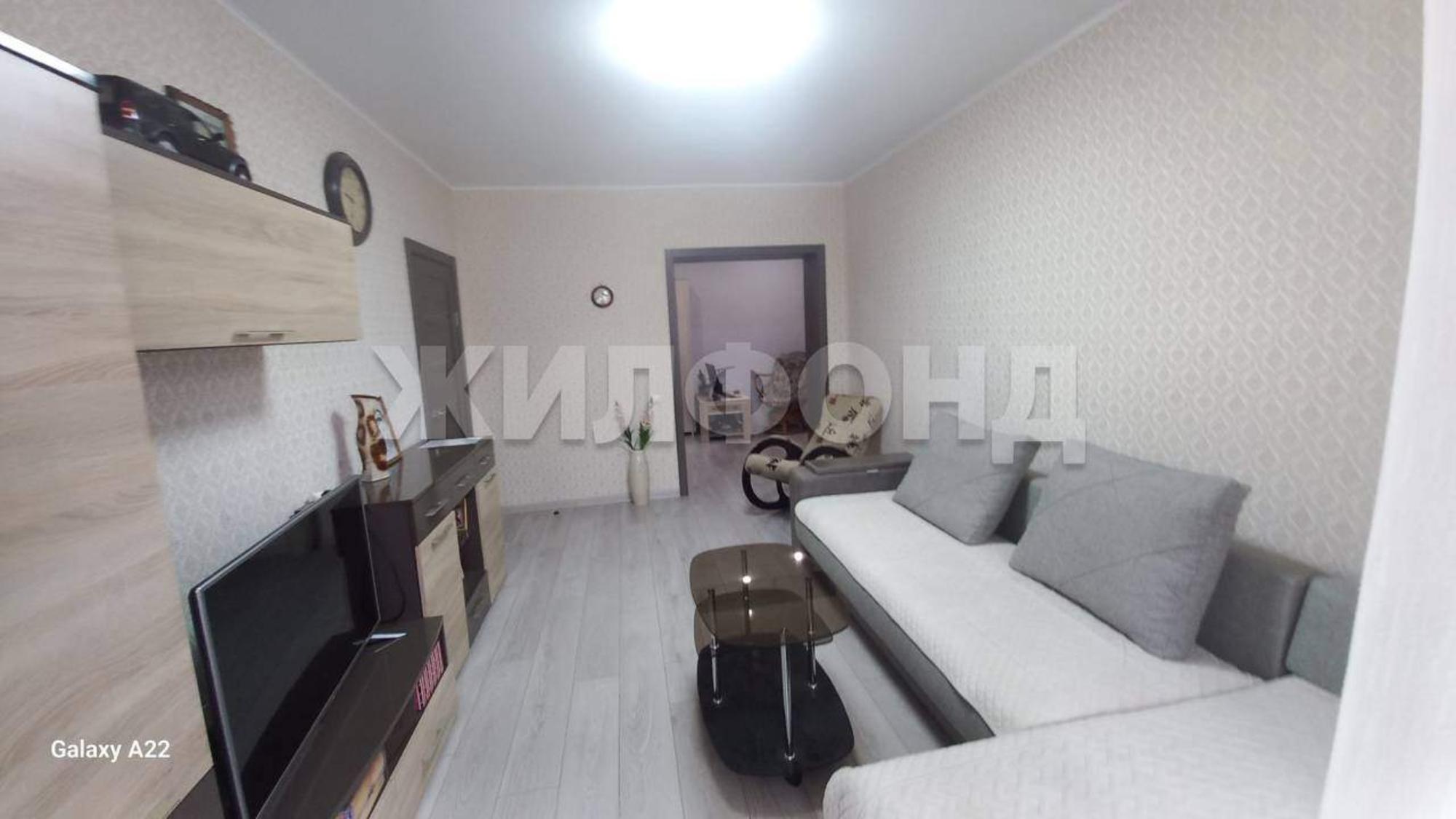 Купить квартиру за 8 000 000 рублей на Дружбы Народов проспект, д.43А