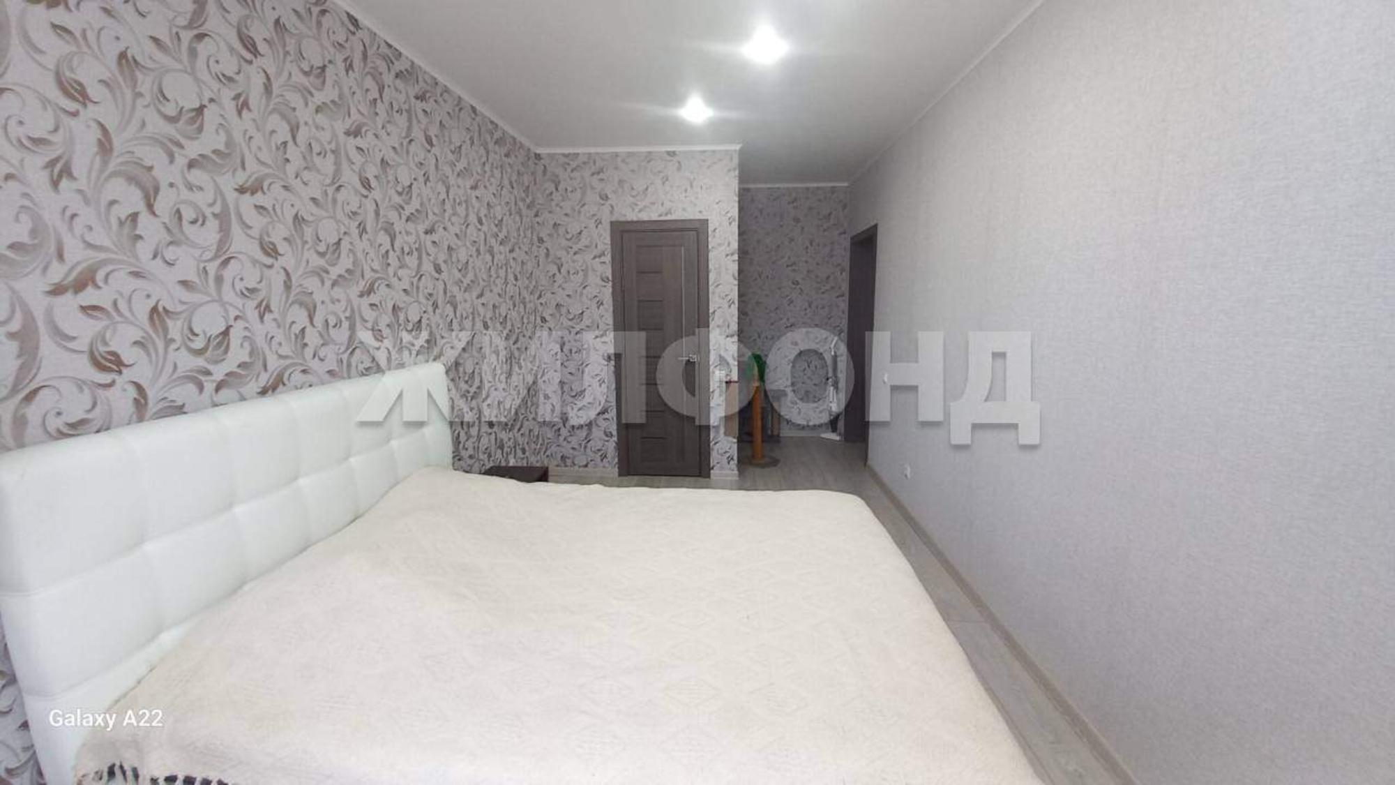 Купить квартиру за 8 000 000 рублей на Дружбы Народов проспект, д.43А