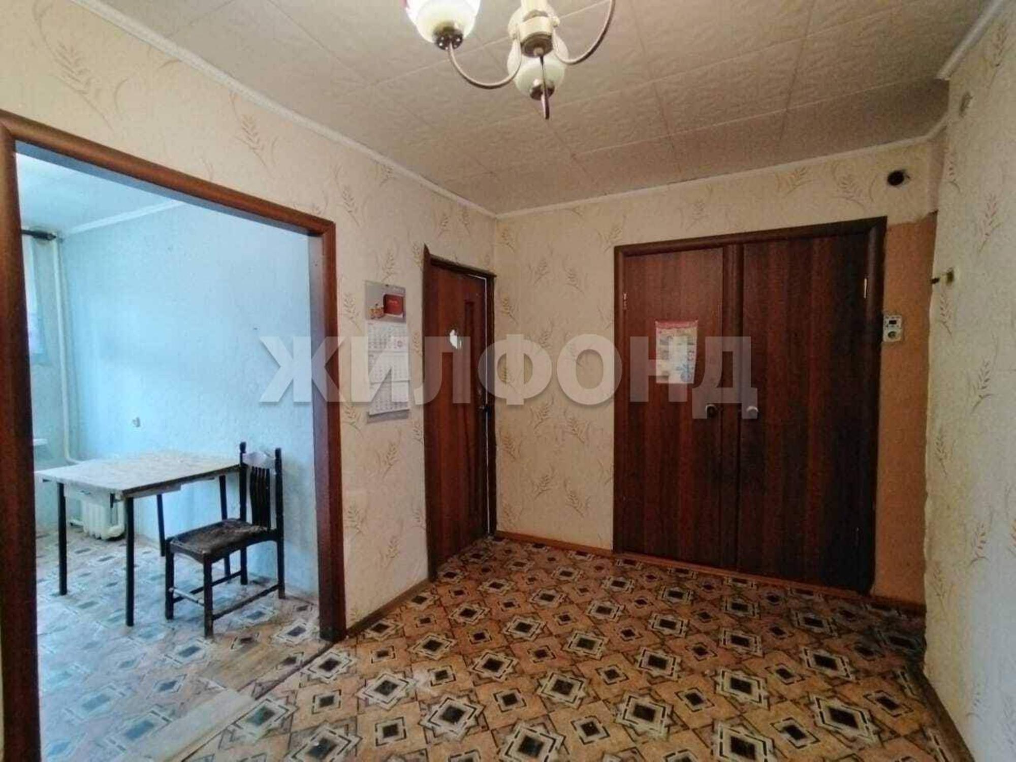 Купить квартиру за 5 650 000 рублей на Пирятинская улица, д.38