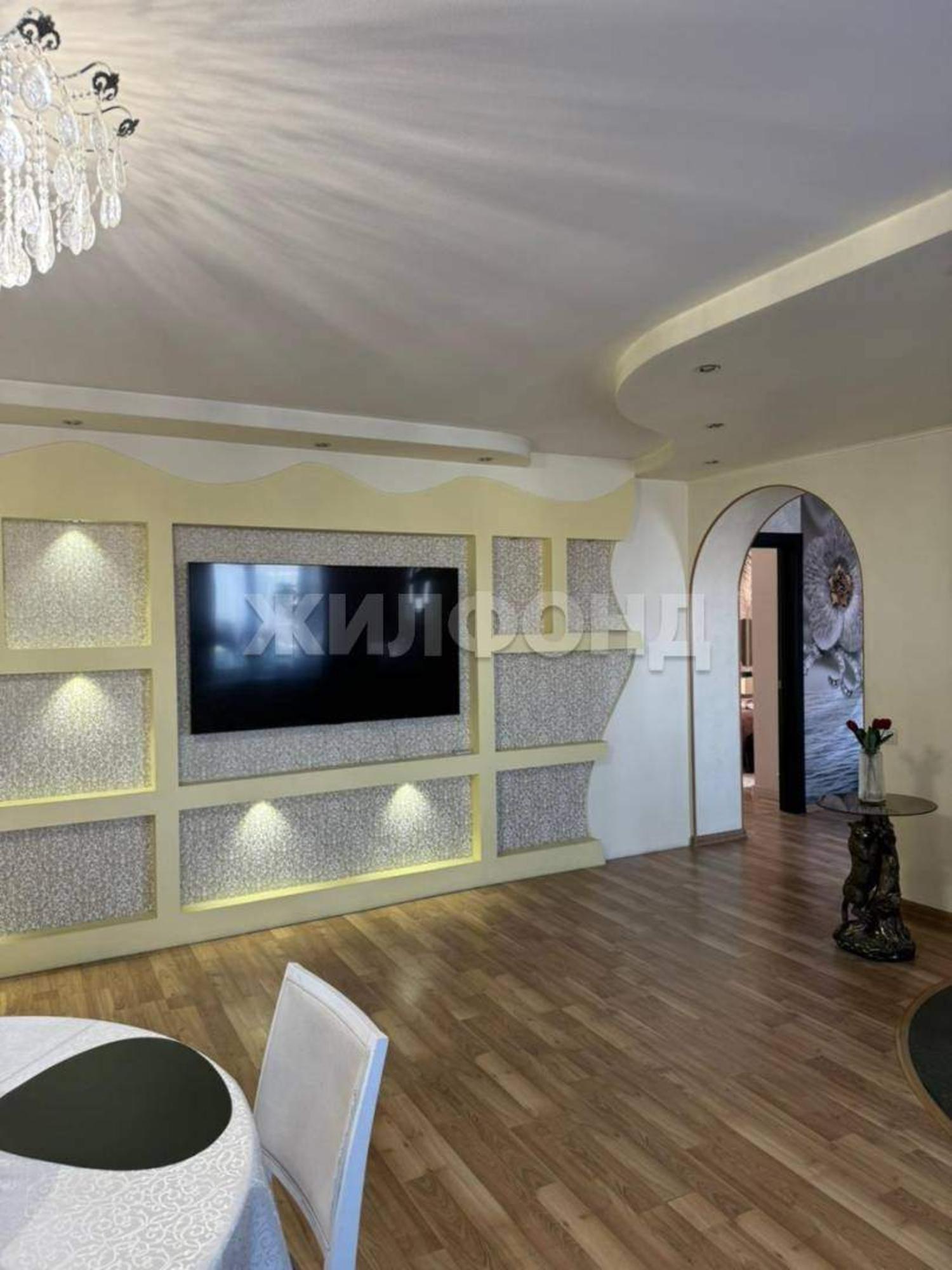 Купить квартиру за 12 900 000 рублей на Торосова улица, д.17