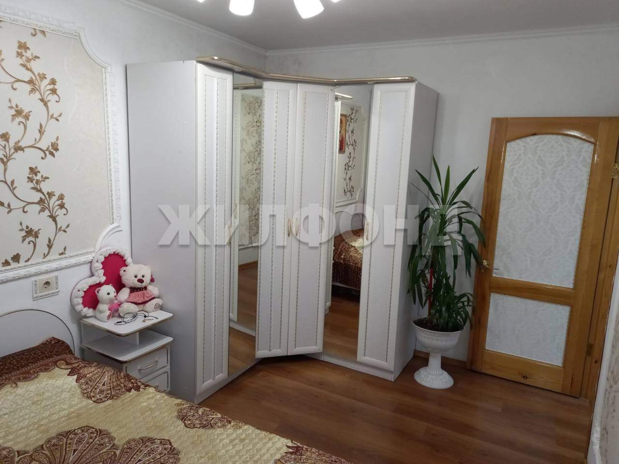 Купить квартиру за 6 500 000 рублей на Пирятинская улица, д.21В