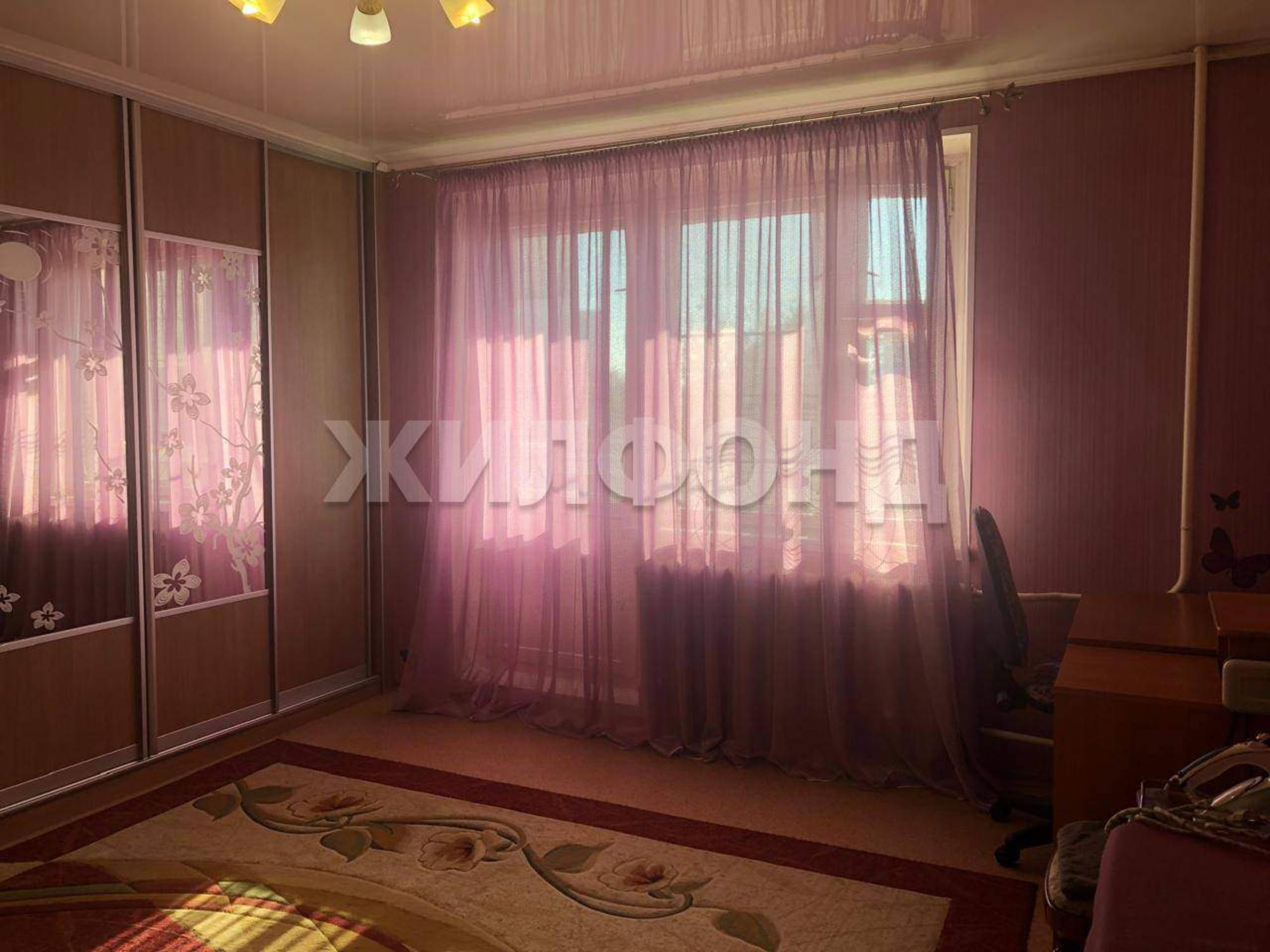 Купить квартиру за 4 850 000 рублей на Комарова улица, д.16