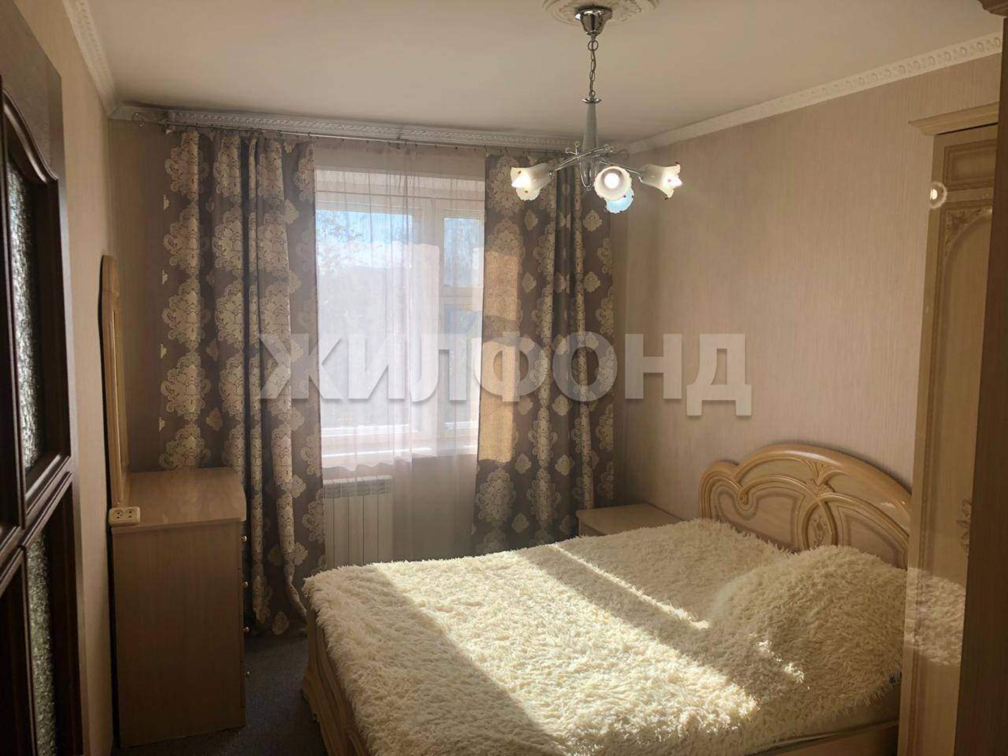 Купить квартиру за 4 850 000 рублей на Комарова улица, д.16