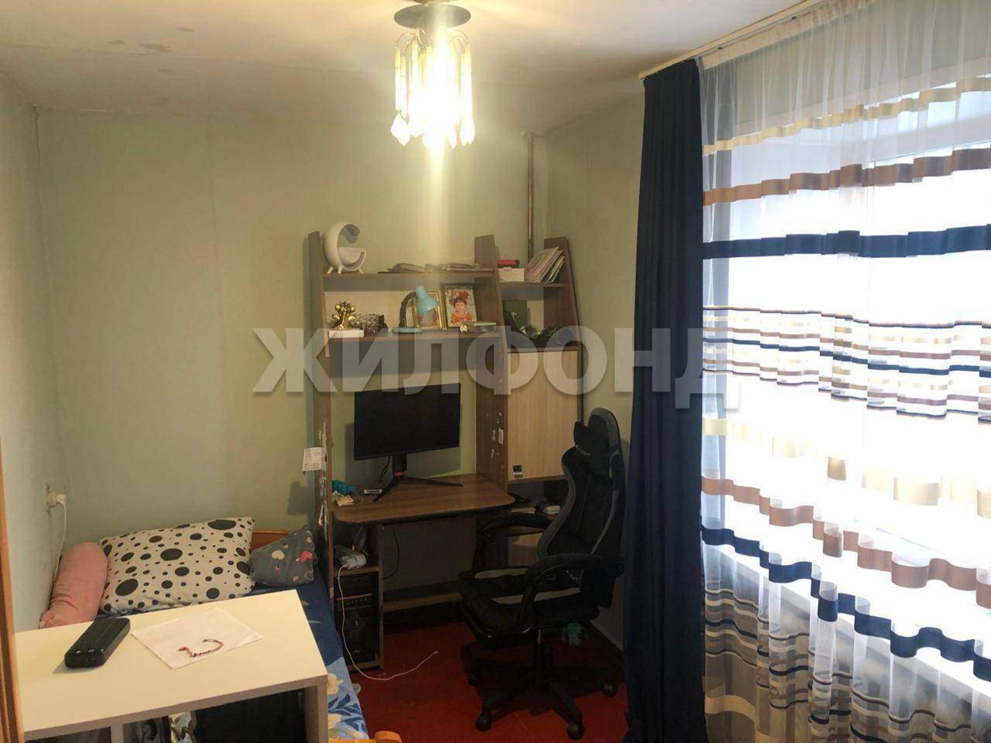 Купить квартиру за 5 497 000 рублей на Пирятинская улица, д.22