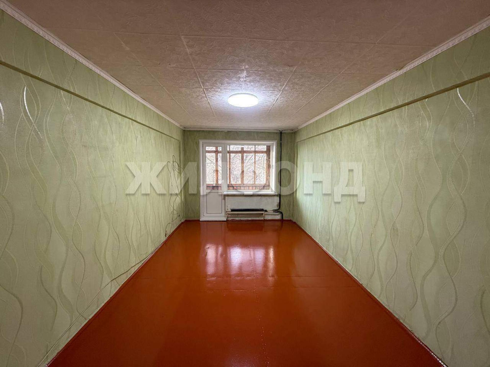 Купить квартиру за 2 900 000 рублей на Комарова улица, д.8