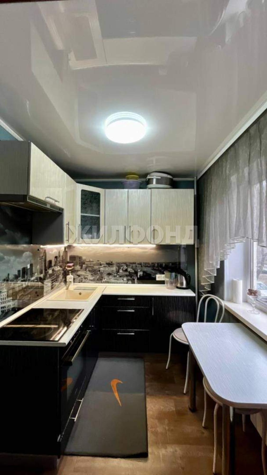 Купить квартиру за 6 100 000 рублей на Хакасская улица, д.80