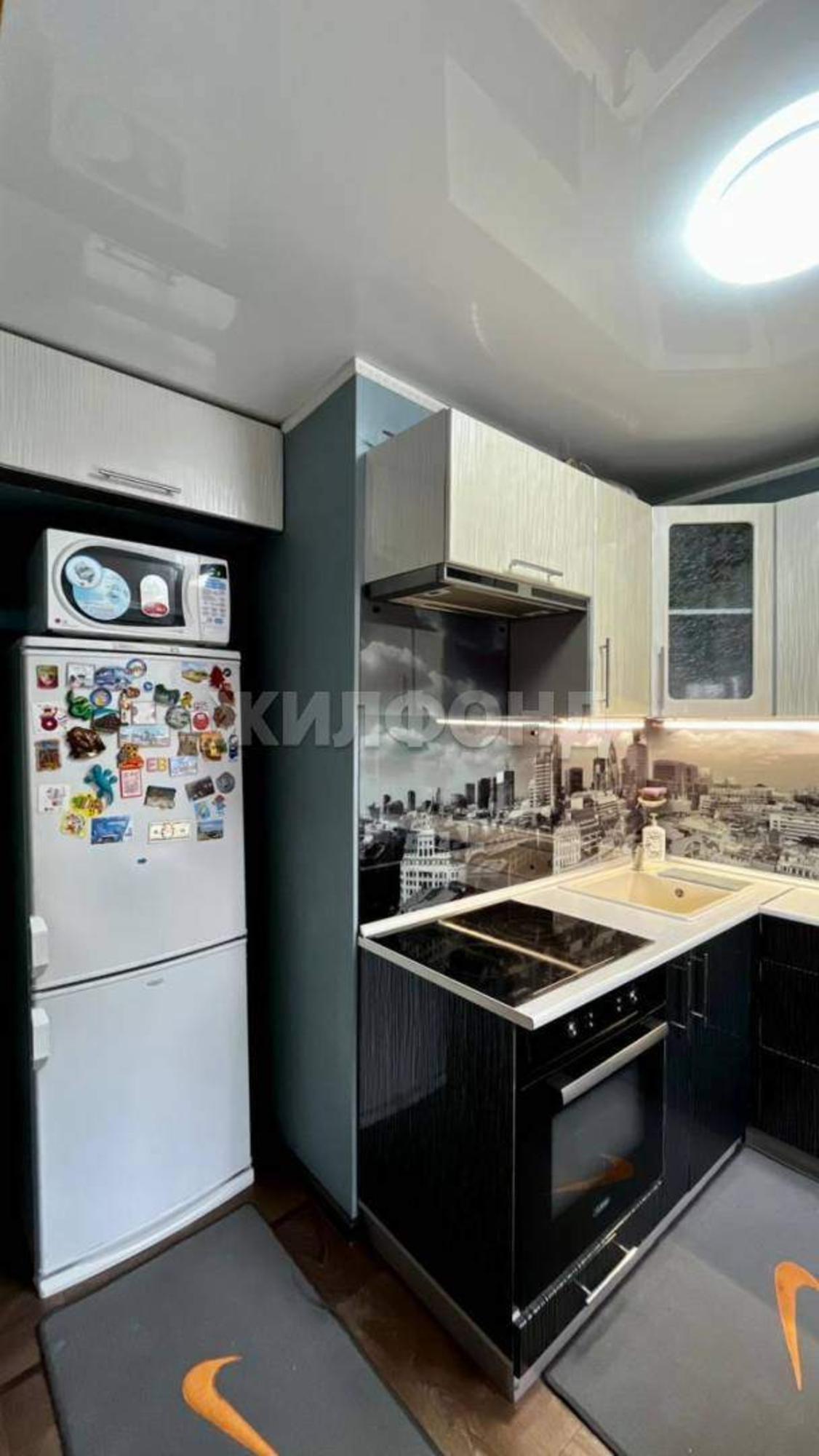 Купить квартиру за 6 100 000 рублей на Хакасская улица, д.80