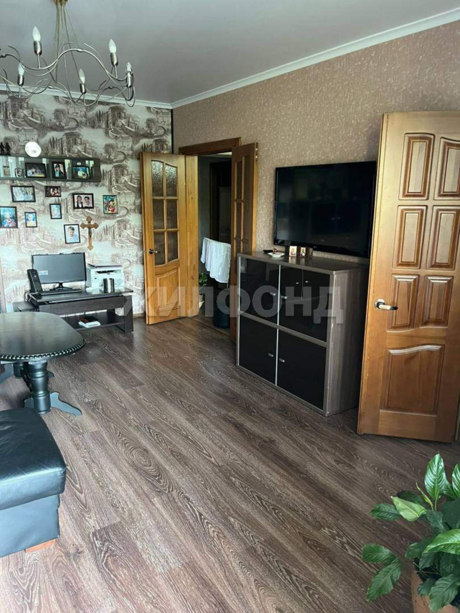 Купить квартиру за 11 000 000 рублей на Крылова улица, д.63