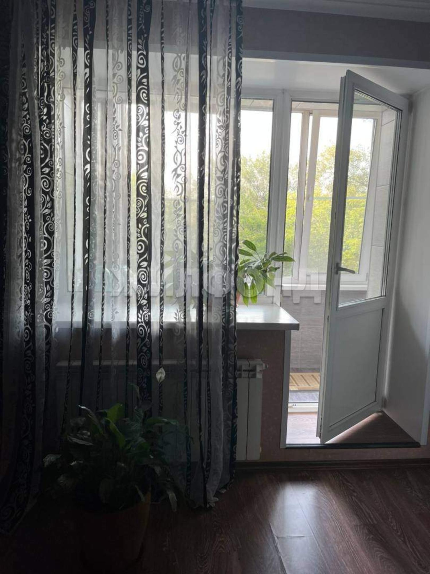 Купить квартиру за 11 000 000 рублей на Крылова улица, д.63