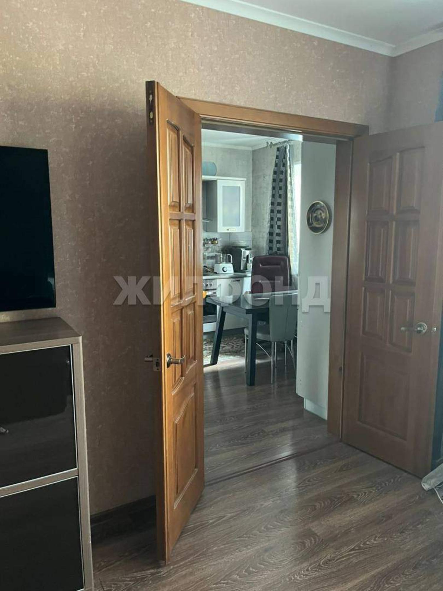 Купить квартиру за 11 000 000 рублей на Крылова улица, д.63