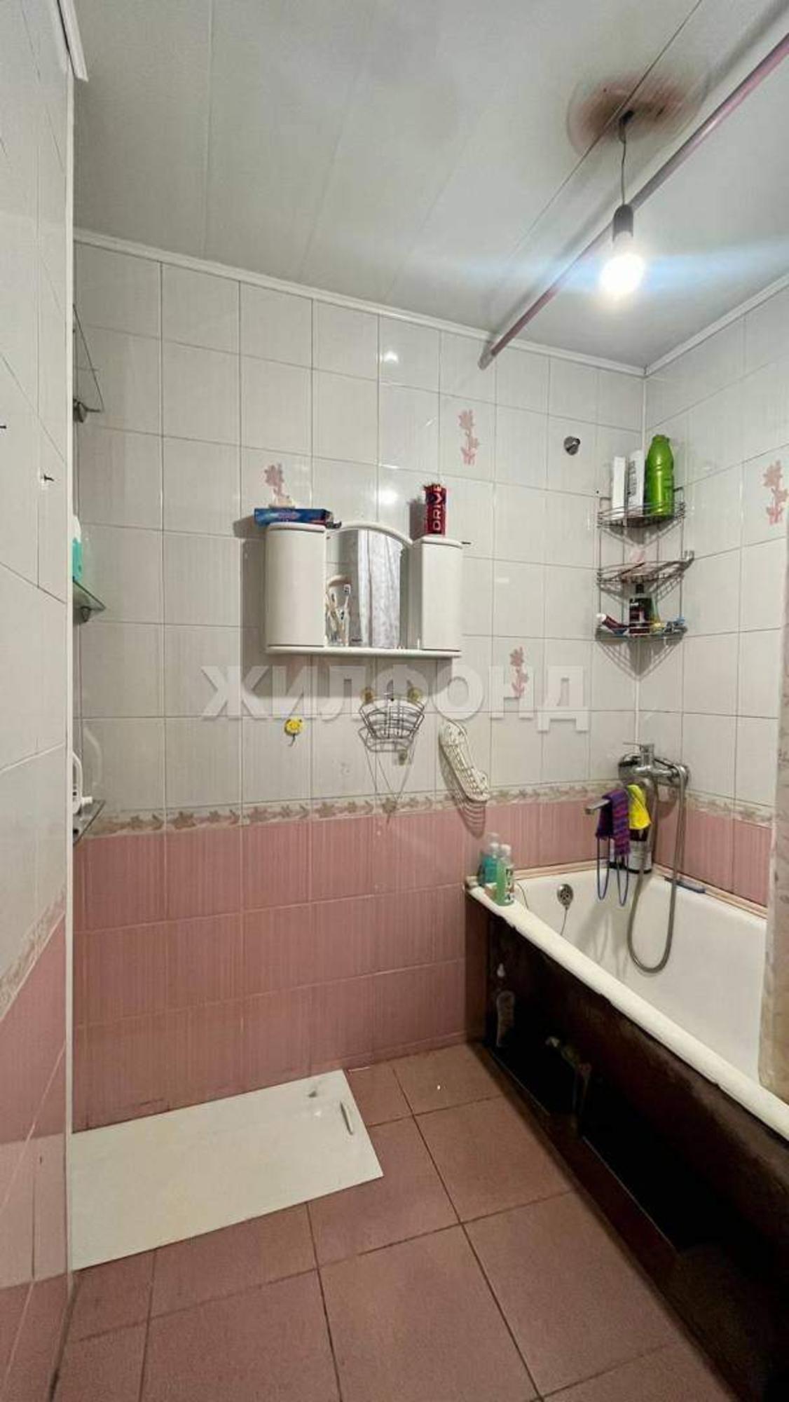 Купить квартиру за 5 500 000 рублей на Пирятинская улица, д.5