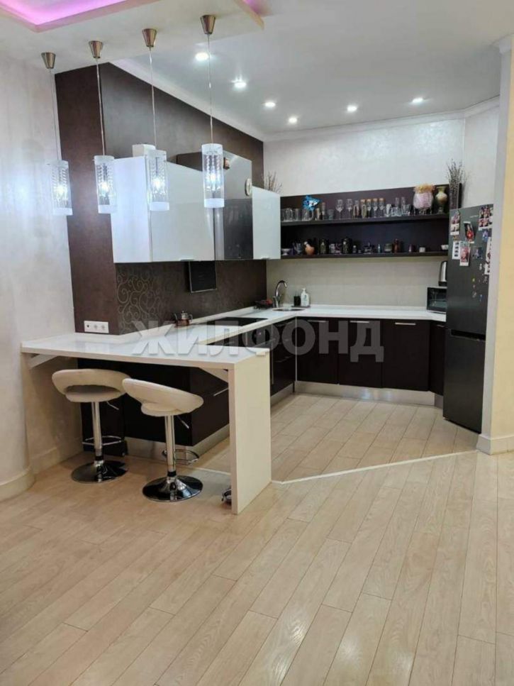 3-комн квартира Колхозная улица, д.34