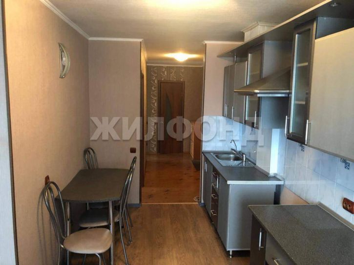 3-комн квартира Некрасова улица, д.22А