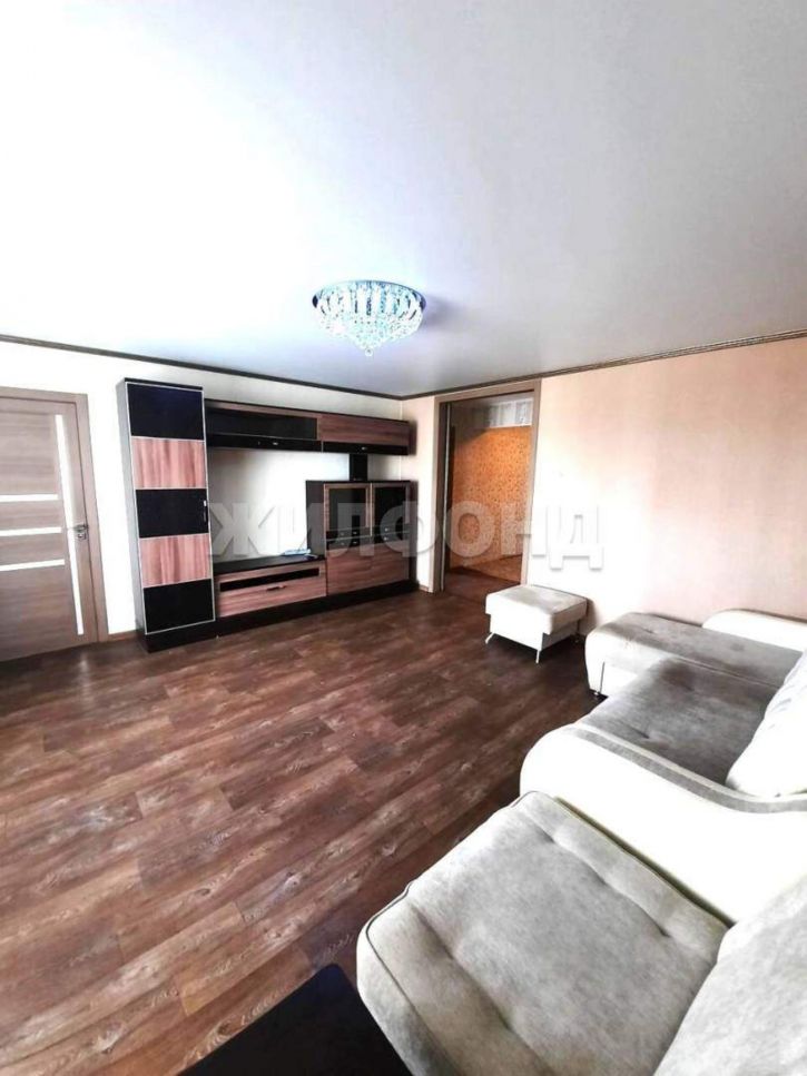 3-комн квартира Торосова улица, д.21