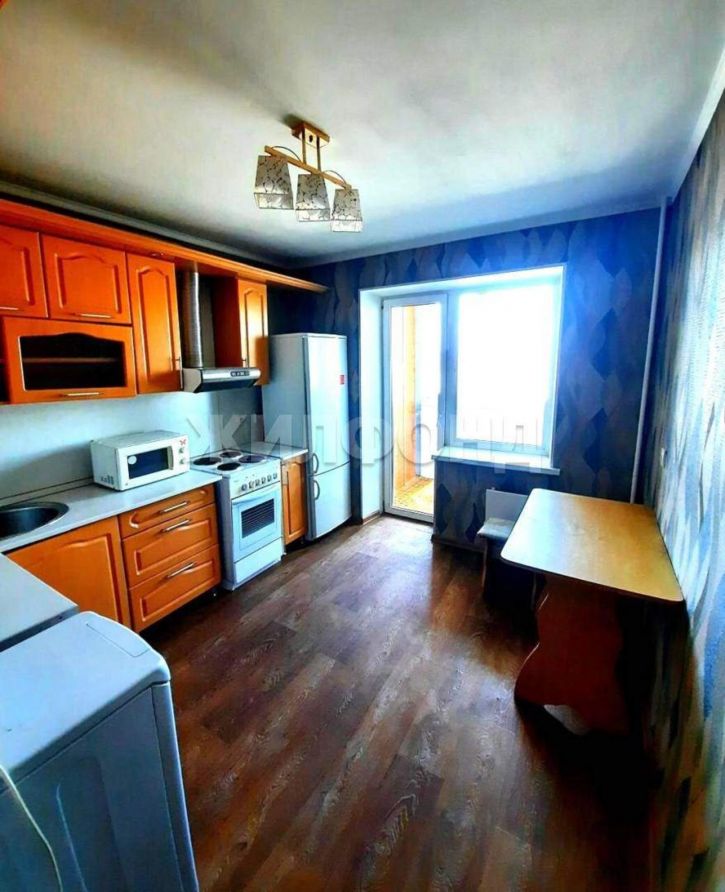 3-комн квартира Торосова улица, д.21