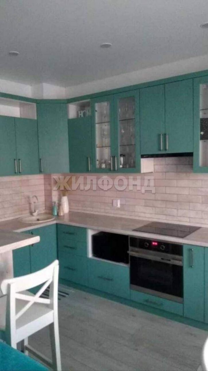 3-комн квартира Авиаторов улица, д.2