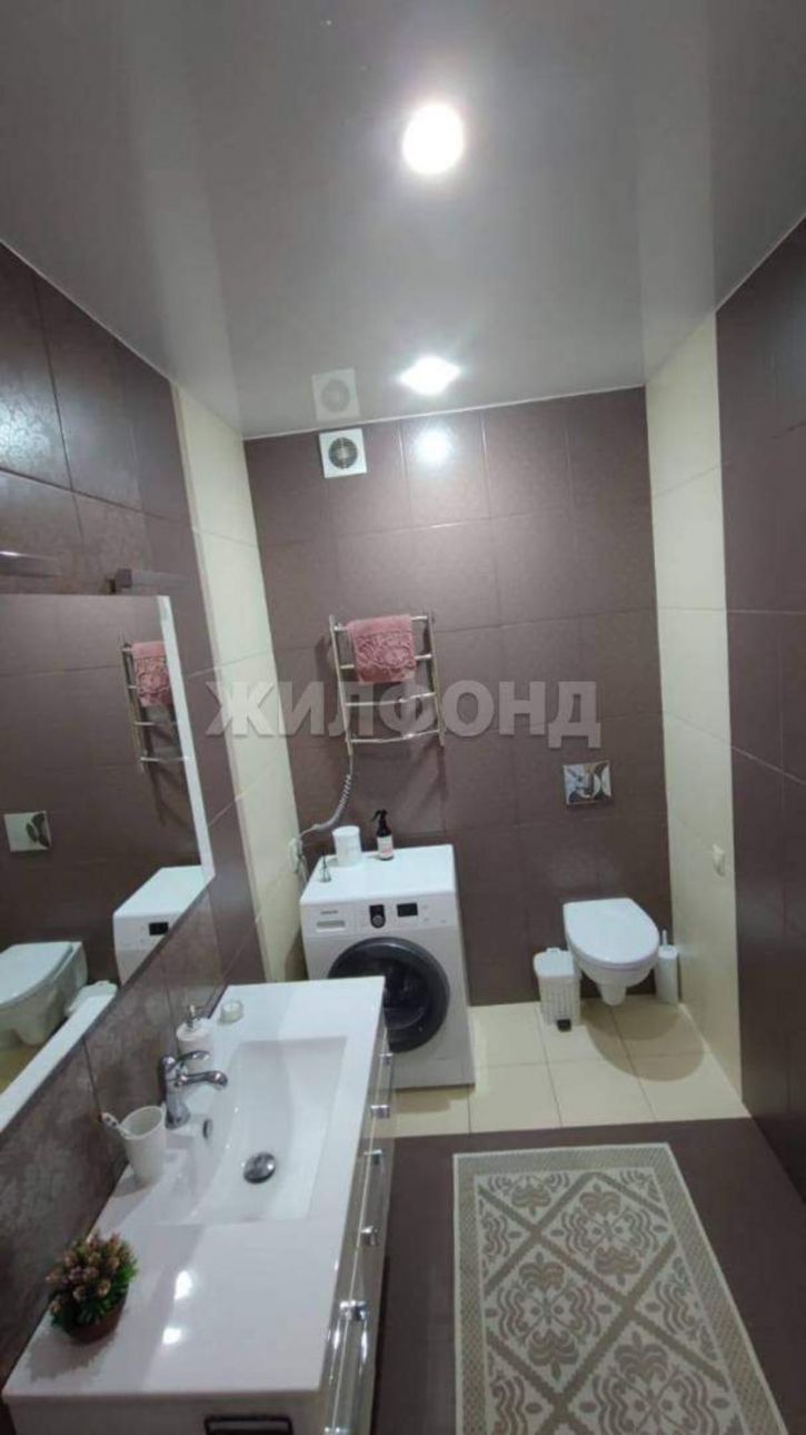 3-комн квартира Авиаторов улица, д.2