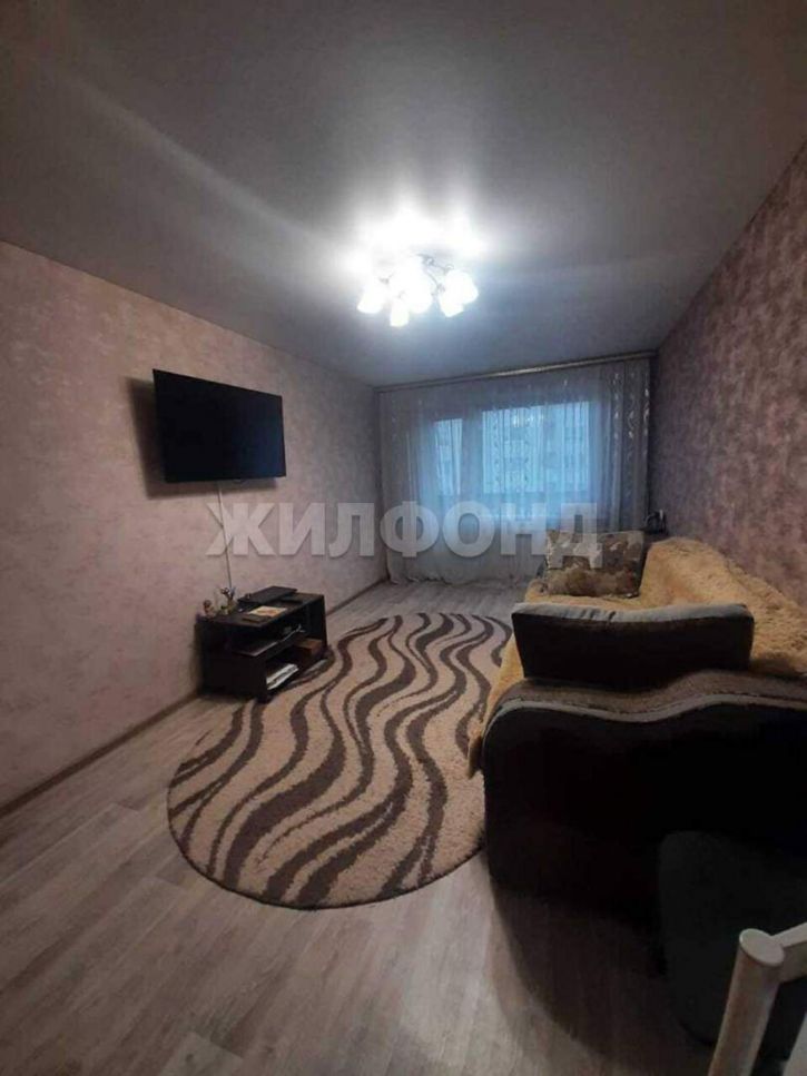 2-комн квартира Кати Перекрещенко улица, д.13