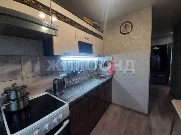 2-комн квартира Кати Перекрещенко улица, д.13