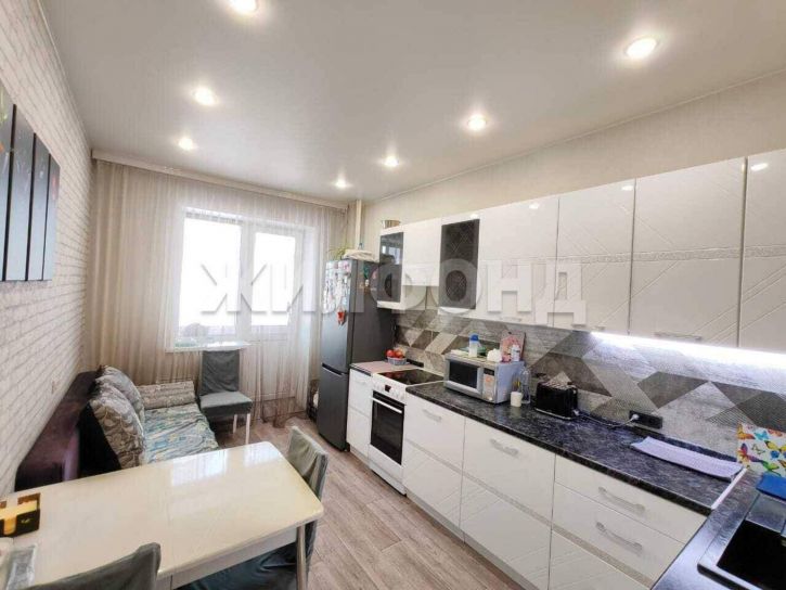 2-комн квартира Маршала Жукова улица, д.89