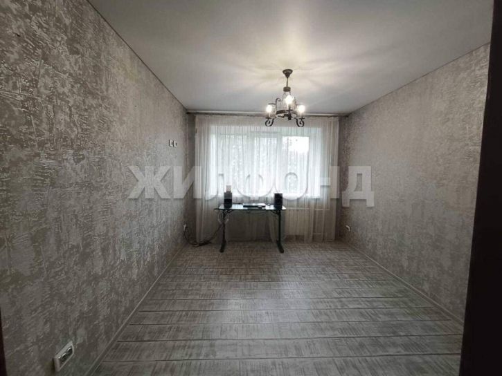 3-комн квартира Щорса улица, д.30