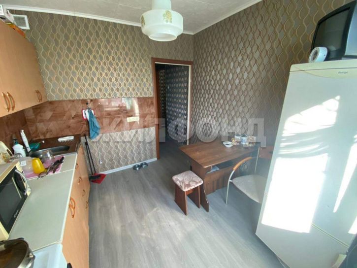 3-комн квартира Островского улица, д.19