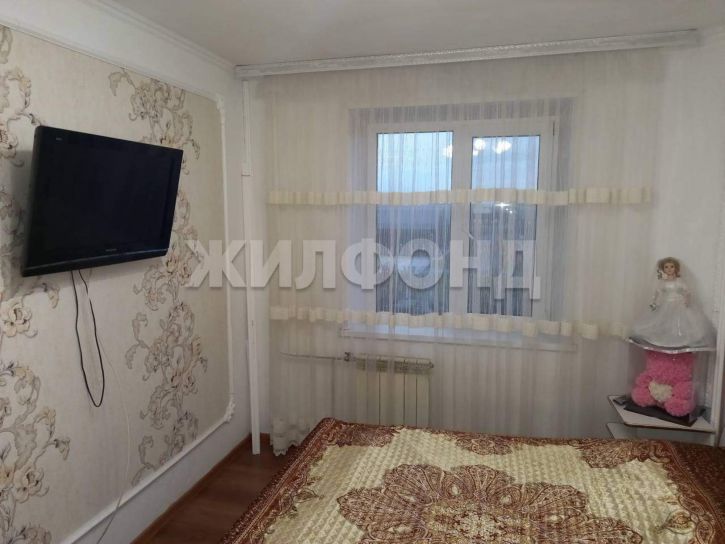 3-комн квартира Пирятинская улица, д.21В