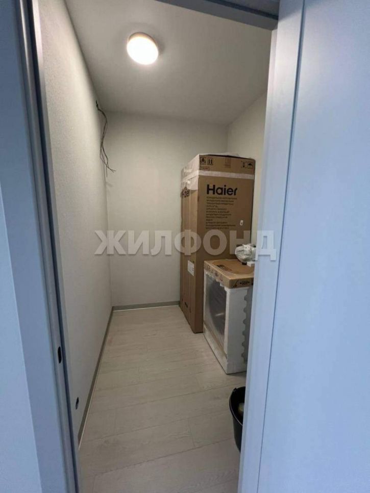 3-комн квартира Генерала Тихонова улица, д.6к1