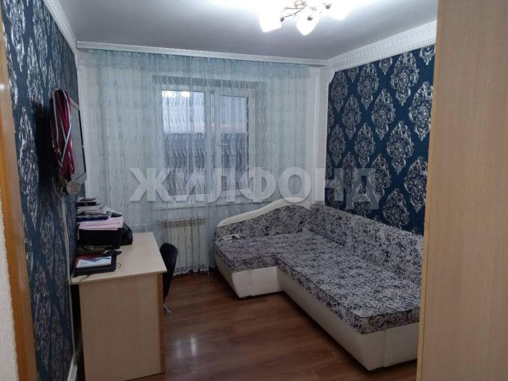 3-комн квартира Пирятинская улица, д.21В