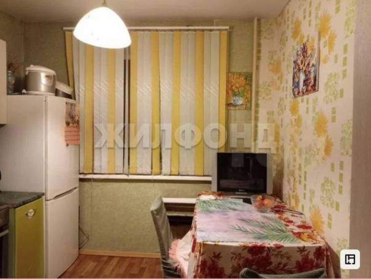 3-комн квартира Крылова улица, д.82