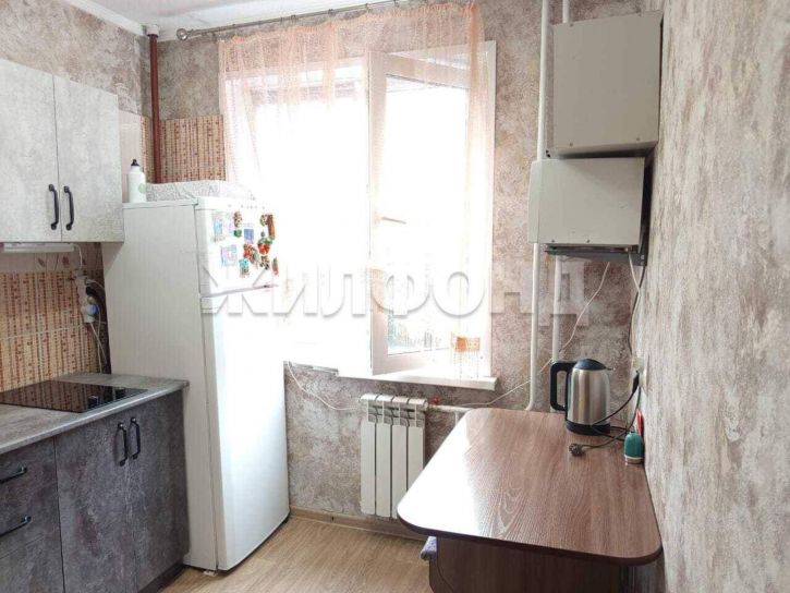 3-комн квартира Итыгина улица, д.1