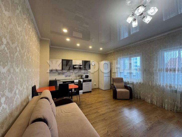 3-комн квартира Авиаторов улица, д.2