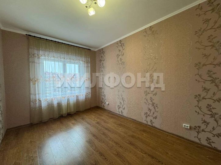 3-комн квартира Авиаторов улица, д.2