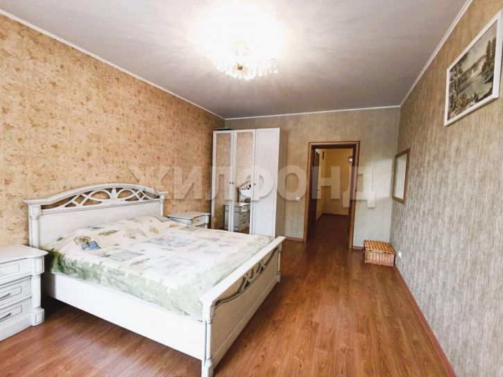 3-комн квартира Маршала Жукова улица, д.86б