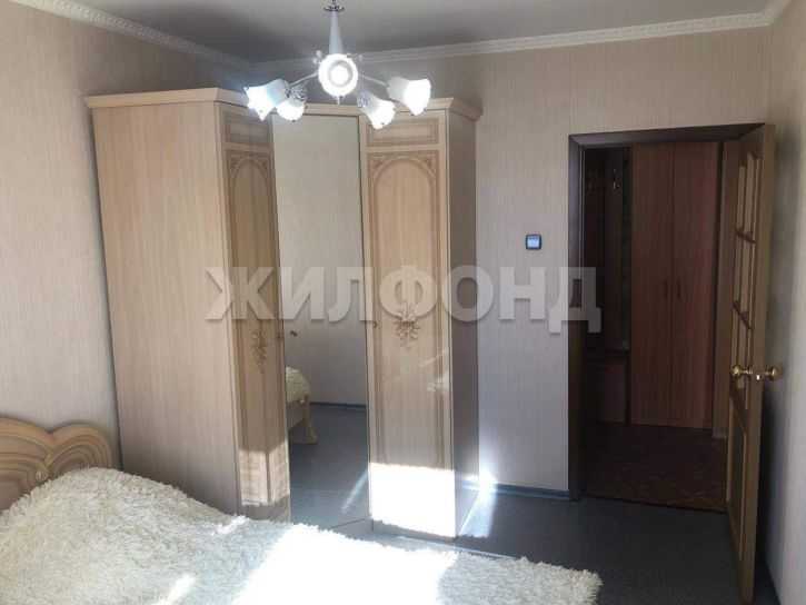 2-комн квартира Комарова улица, д.16