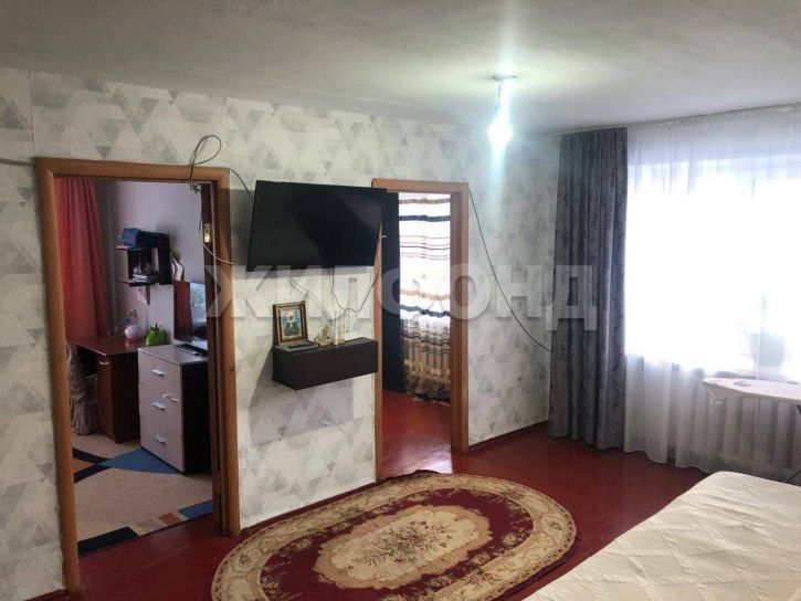 4-комн квартира Пирятинская улица, д.22