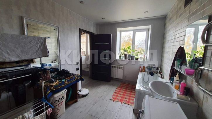 3-комн квартира Маршала Жукова улица, д.90