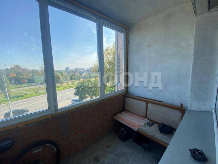 3-комн квартира Крылова улица, д.63