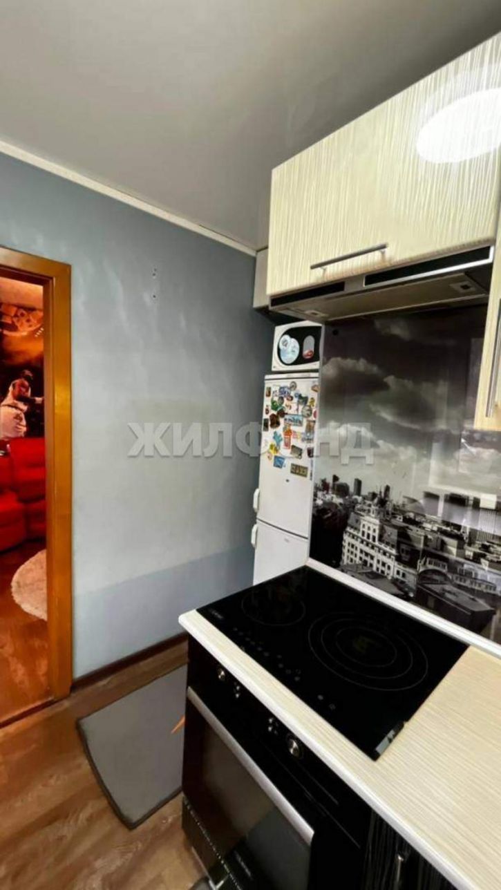 3-комн квартира Хакасская улица, д.80