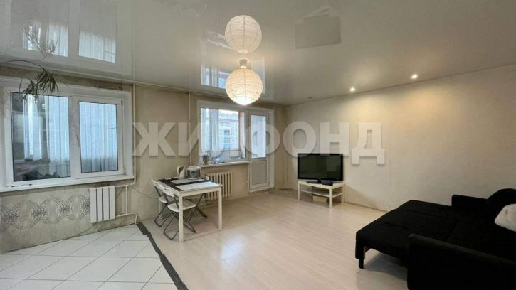 3-комн квартира Пирятинская улица, д.5