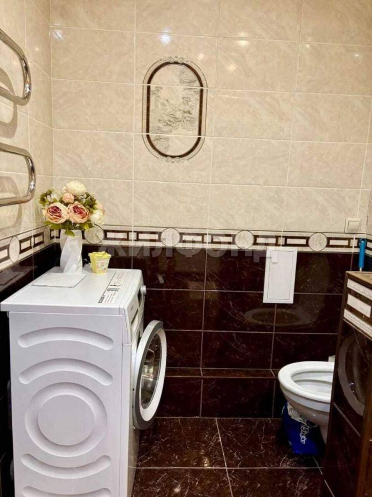 3-комн квартира Крылова улица, д.85