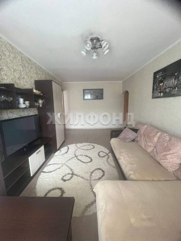 3-комн квартира Ленина проспект, д.103