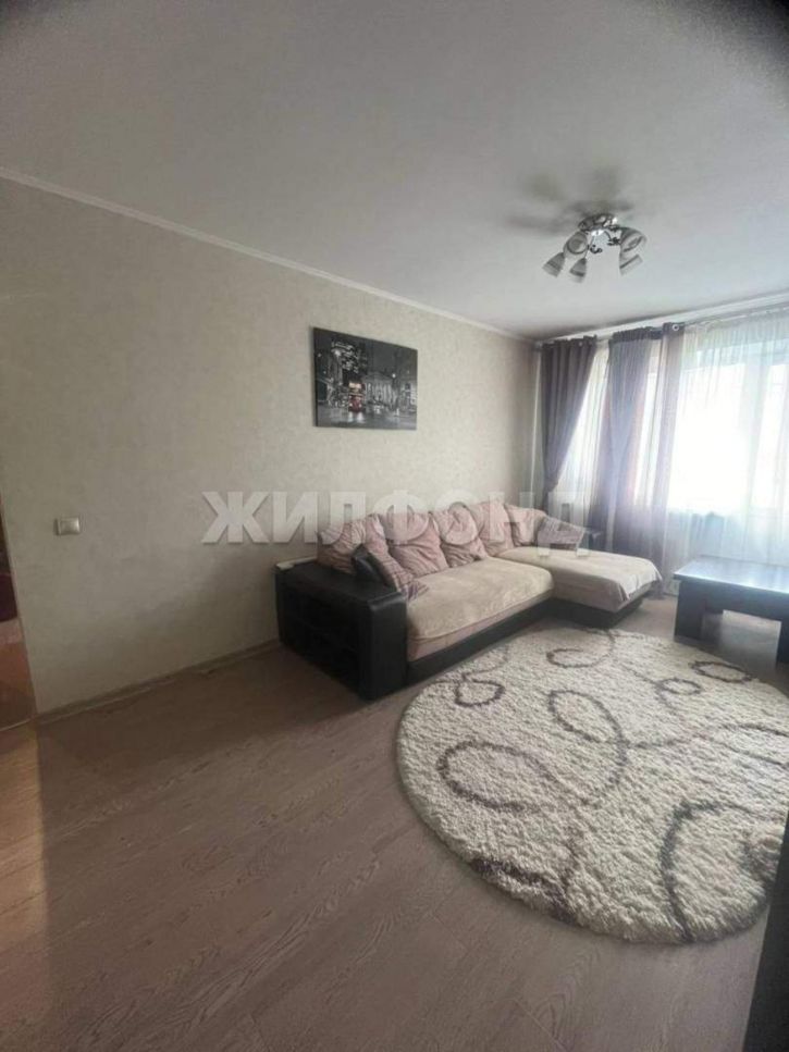 3-комн квартира Ленина проспект, д.103