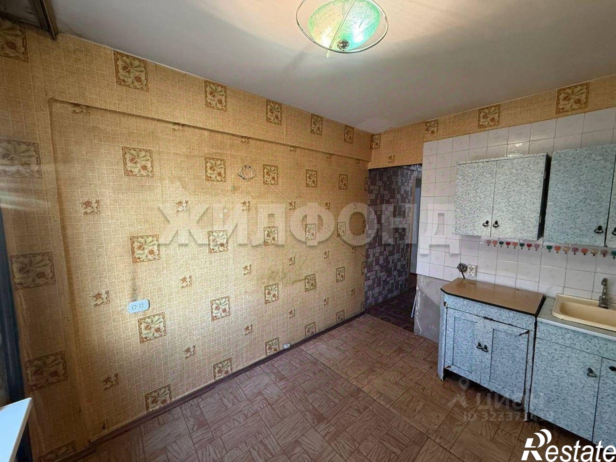 Купить квартиру за 2 900 000 рублей на улица Комарова, 8