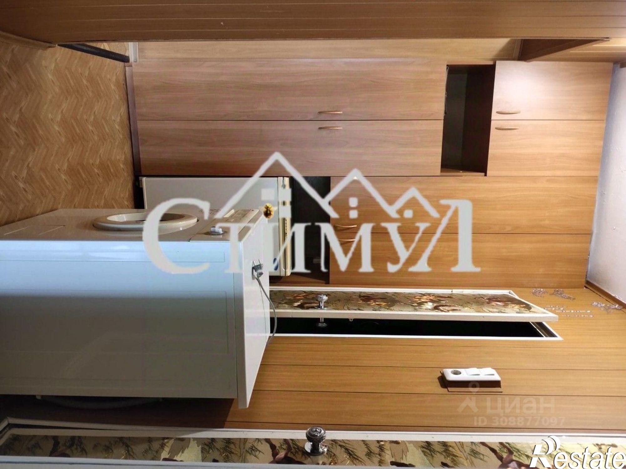 Купить квартиру за 4 950 000 рублей на улица Комарова, 16