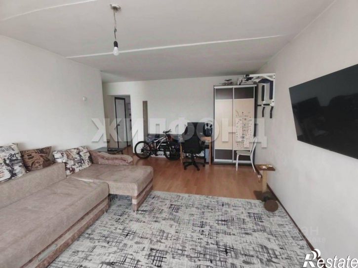 3-комн квартира улица Кошурникова, 3А,  д. 3А