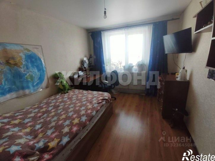 3-комн квартира улица Кошурникова, 3А,  д. 3А