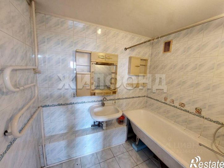 3-комн квартира улица Некрасова, 12,  д. 12